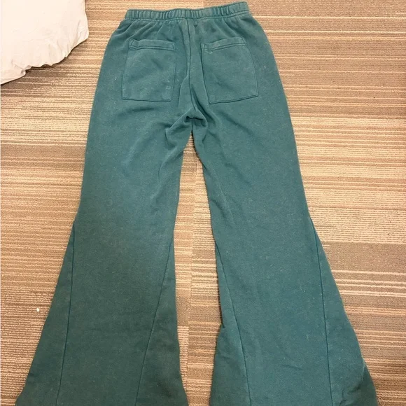 Teal Cropped Sweatshirt and Flare Sweatpants - Picture 3 of 3